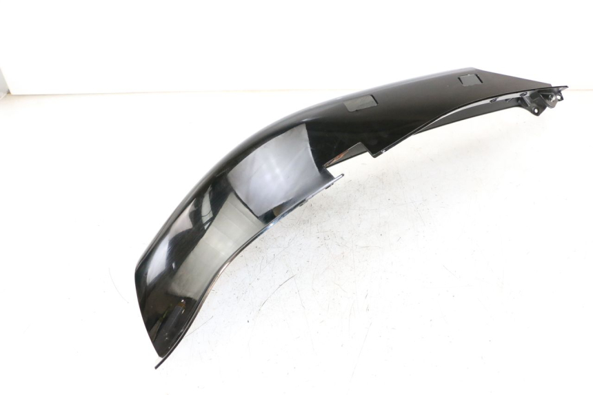photo de RECHTER HINTERER KOTFLÜGEL YAMAHA XMAX X-MAX 125 (2006 - 2009) - Oberflächenzustand und Material