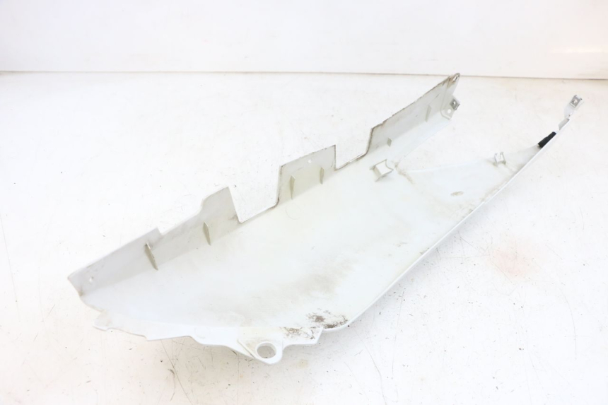 photo de VERKLEIDUNG HINTEN RECHTS YAMAHA X-MAX XMAX 125 (2010 - 2013) - Gesamtansicht des Produkts