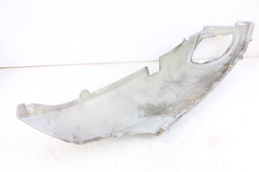 photo de VERKLEIDUNG HINTEN RECHTS PIAGGIO X9 125 (2000 - 2003) - Zoom auf Gebrauchszustand