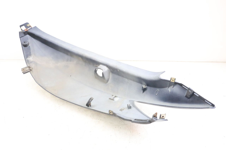 photo de HINTERE RECHTE SEITENVERKLEIDUNG KYMCO XCITING 250 (2006 - 2009) - Alternative Perspektive