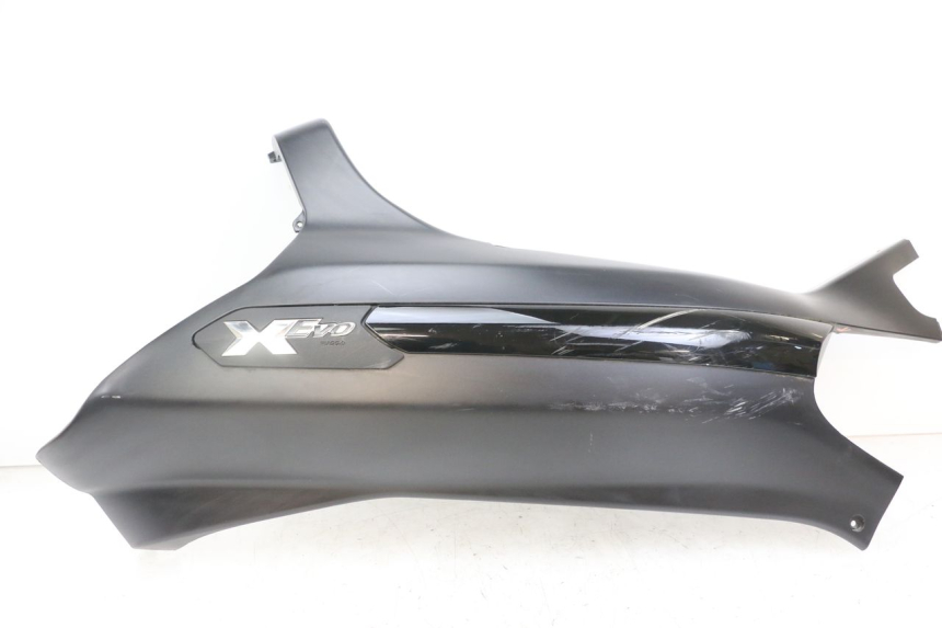 photo de RECHTER HINTERER KOTFLÜGEL PIAGGIO XEVO - X EVO 125 (2007 - 2017) - Hauptansicht