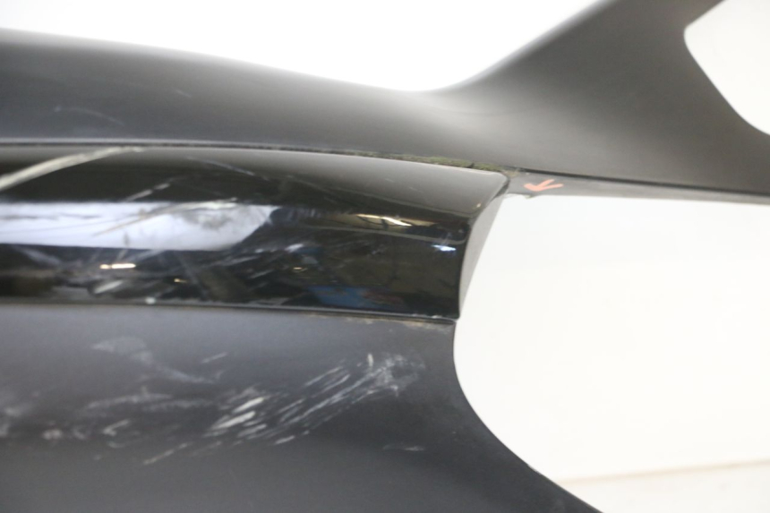 photo de RECHTER HINTERER KOTFLÜGEL PIAGGIO XEVO - X EVO 125 (2007 - 2017) - Kennzeichnungen und Originalreferenzen