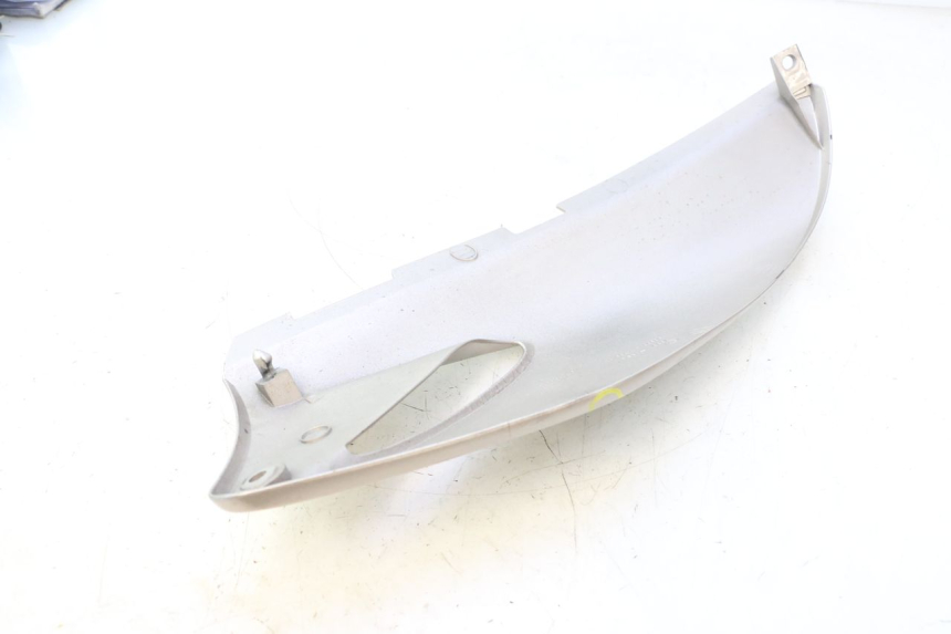 photo de VERKLEIDUNG HINTEN RECHTS HONDA XLV VARADERO 125 (2007 - 2012) - Technische Nahaufnahme