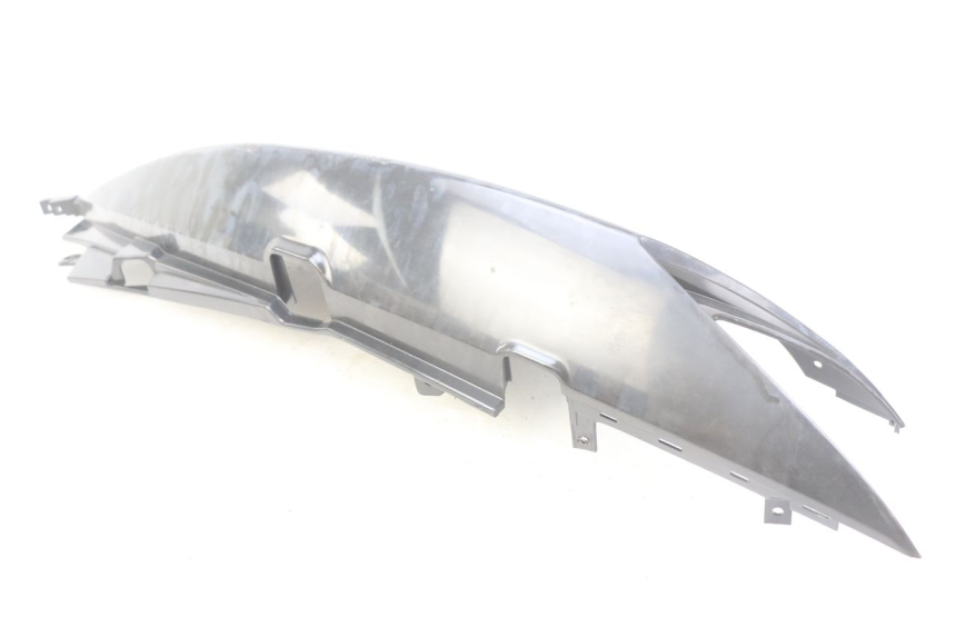 photo de RECHTER HINTERER KOTFLÜGEL YAMAHA XP T-MAX TMAX ABS 500 (2004 - 2007) - Kennzeichnungen und Originalreferenzen