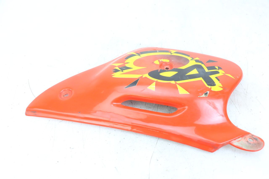 photo de RECHTER HINTERER KOTFLÜGEL PEUGEOT XP6 50 (1997 - 2003) - Technische Nahaufnahme