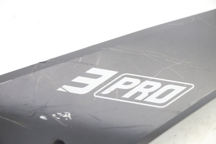 photo de VERKLEIDUNG HINTEN RECHTS SEGWAY NINEBOT ZT3 PRO 1 - Technische Nahaufnahme