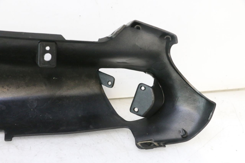 photo de VERKLEIDUNG HINTEN RECHTS KAWASAKI ZZR 600 (1995 - 2004) - Weitere Ansicht des Artikels
