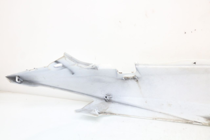 photo de VERKLEIDUNG HINTEN LINKS SUZUKI ADDRESS 110 (2015 - 2020) - Detaillierte Sichtprüfung