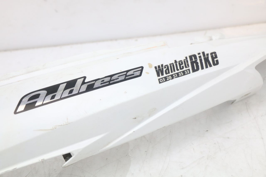 photo de VERKLEIDUNG HINTEN LINKS SUZUKI ADDRESS 110 (2015 - 2020) - Technische Nahaufnahme