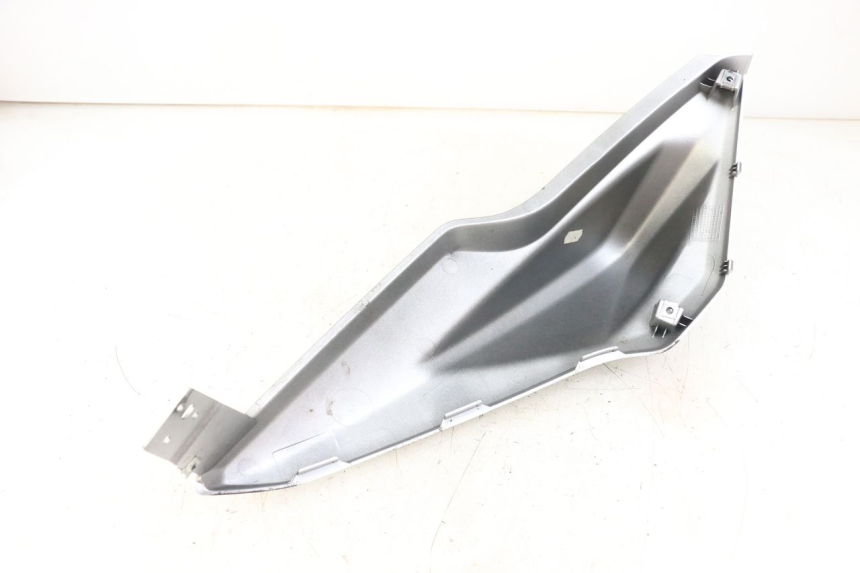 photo de LINKES HINTERES SEITENTEIL YAMAHA AEROX 2T 50 (2013 - 2017) - Alternative Perspektive