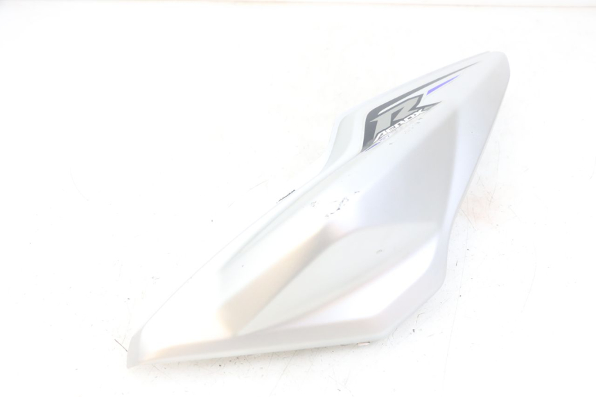 photo de LINKES HINTERES SEITENTEIL YAMAHA AEROX 2T 50 (2013 - 2017) - Details der Befestigungspunkte