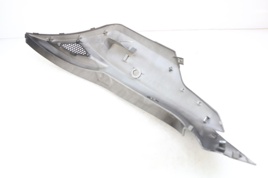 photo de LINKES HINTERES SEITENTEIL KYMCO AGILITY 16+ 4T 50 (2018 - 2023) - Alternative Perspektive