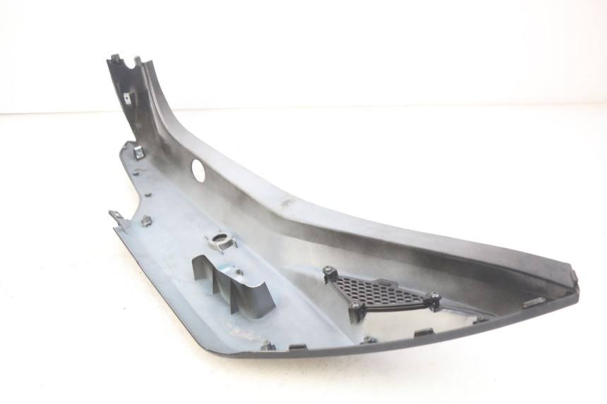 photo de LINKES HINTERES SEITENTEIL KYMCO AGILITY 16+ 4T 50 (2018 - 2023) - Technische Nahaufnahme