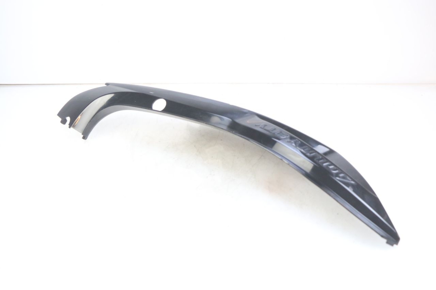 photo de LINKES HINTERES SEITENTEIL KYMCO AGILITY 16+ 4T 50 (2018 - 2023) - Kennzeichnungen und Originalreferenzen