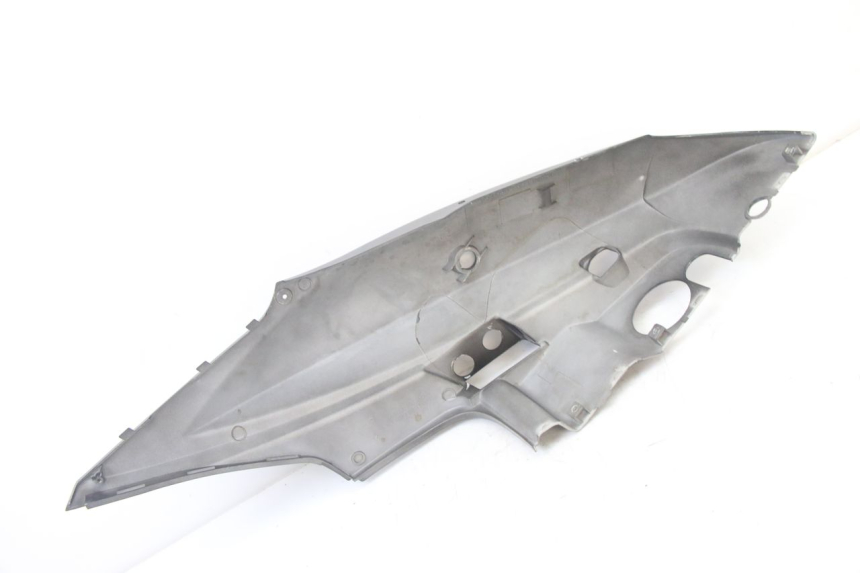 photo de LINKES HINTERES SEITENTEIL KYMCO AGILITY 4T 50 (2005 - 2018) - Weitere Ansicht des Artikels