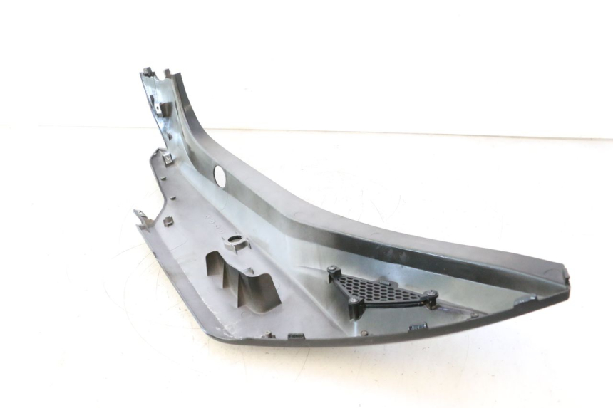 photo de VERKLEIDUNG HINTEN LINKS KYMCO AGILITY CITY 16P 125 (2015 - 2024) - Weitere Ansicht des Artikels