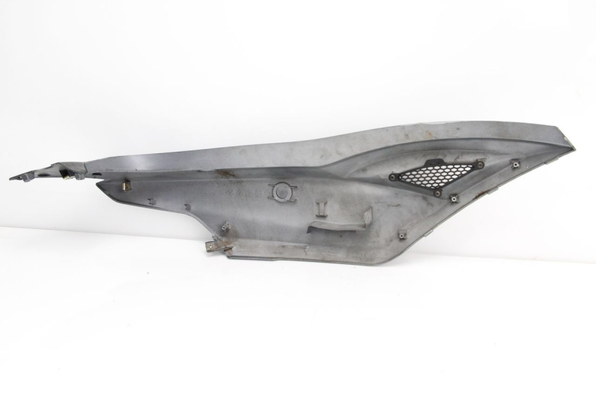 photo de VERKLEIDUNG HINTEN LINKS KYMCO AGILITY CITY 2T 50 (2008 - 2016) - Detailansicht des Bauteils