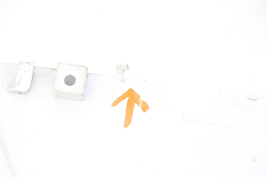 photo de VERKLEIDUNG HINTEN LINKS KYMCO AGILITY RS 4T 50 (2009 - 2013) - Alternative Perspektive