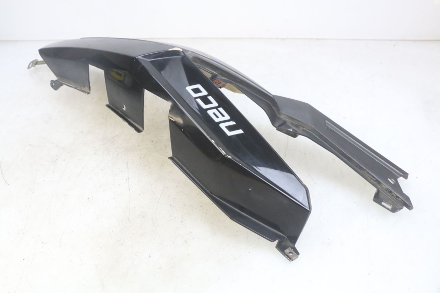 photo de HINTERE LINKE SEITENVERKLEIDUNG NECO ALEXONE 125 (2017 - 2024) - Detailansicht des Bauteils