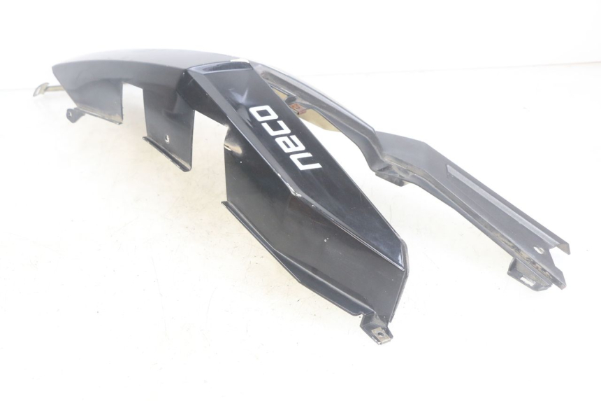 photo de HINTERE LINKE SEITENVERKLEIDUNG NECO ALEXONE 125 (2017 - 2024) - Charakteristische Merkmale