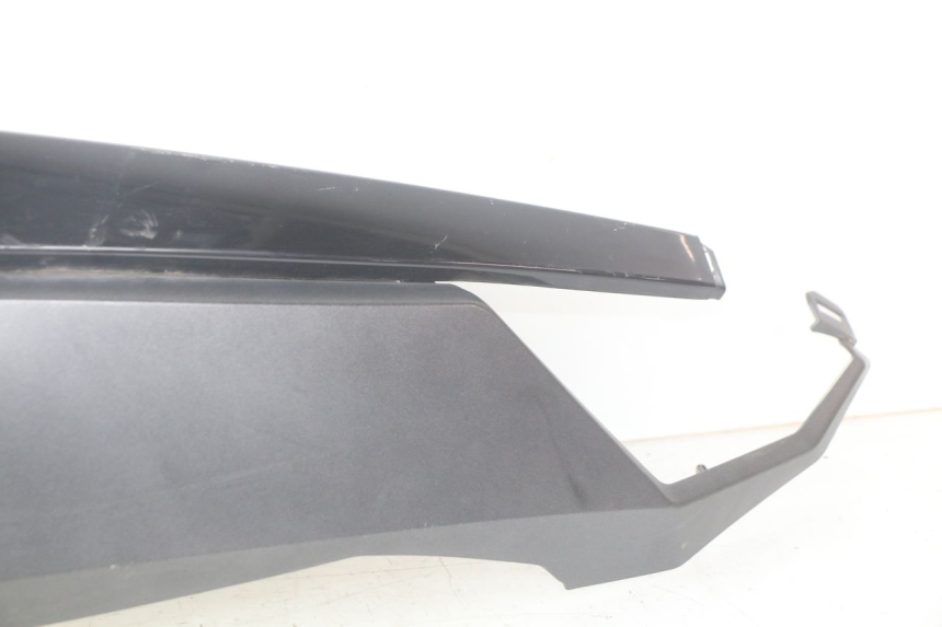 photo de HINTERE LINKE SEITENVERKLEIDUNG NECO ALEXONE 125 (2017 - 2024) - Zoom auf Komponenten