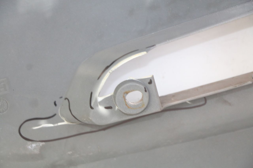 photo de LINKS HINTEN LINKS ECCITY ARTELEC 670 1 (2013 - 2017) - Zoom auf Gebrauchszustand