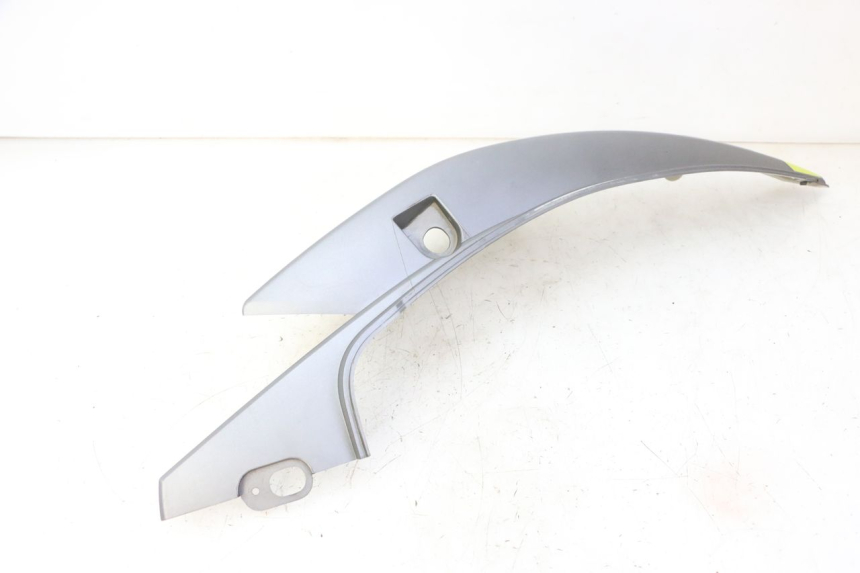 photo de VERKLEIDUNG HINTEN LINKS MOTRON BREEZY 4T 50 (2021 - 2025) - Oberflächenzustand und Material