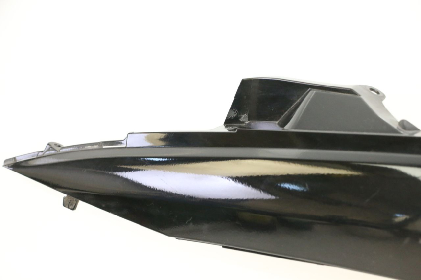 photo de VERKLEIDUNG HINTEN LINKS SUZUKI BURGMAN 125 (2007 - 2014) - Ergänzendes Produktfoto