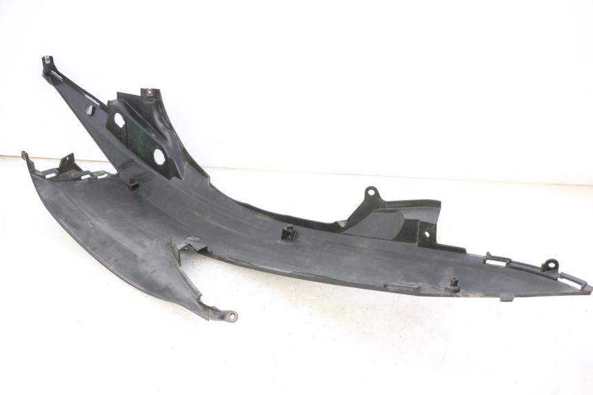 photo de VERKLEIDUNG HINTEN LINKS SUZUKI BURGMAN 125 (2007 - 2014) - Oberflächenzustand und Material