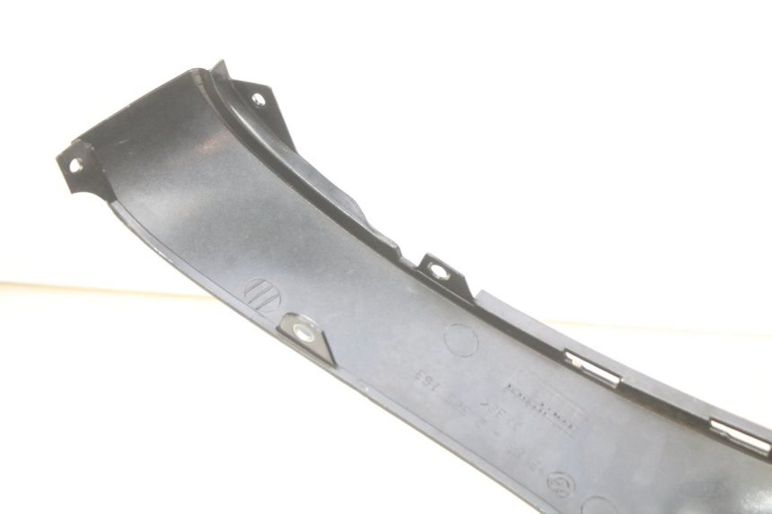 photo de LINKES HINTERES SEITENTEIL BMW C1 125 (2000 - 2003) - Technische Nahaufnahme