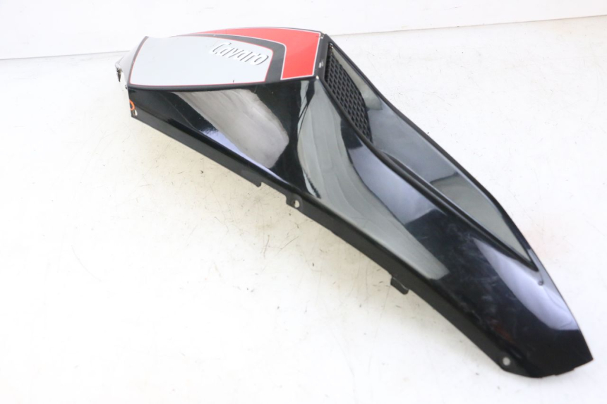 photo de HINTERE LINKE SEITENVERKLEIDUNG ORCAL CAVARO 4T 50 (2019 - 2023) - Zoom auf Gebrauchszustand