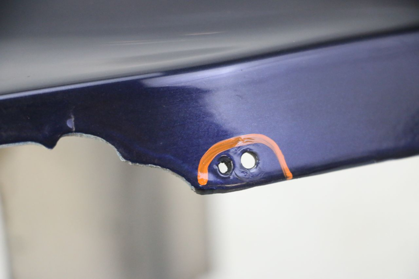 photo de VERKLEIDUNG HINTEN LINKS HONDA CBR RR FIREBLADE 900 (1992 - 1994) - Oberflächenzustand und Material