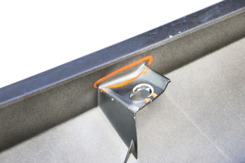 photo de VERKLEIDUNG HINTEN LINKS PEUGEOT CITYSTAR 2T 50 (2018 - 2021) - Weitere Ansicht des Artikels