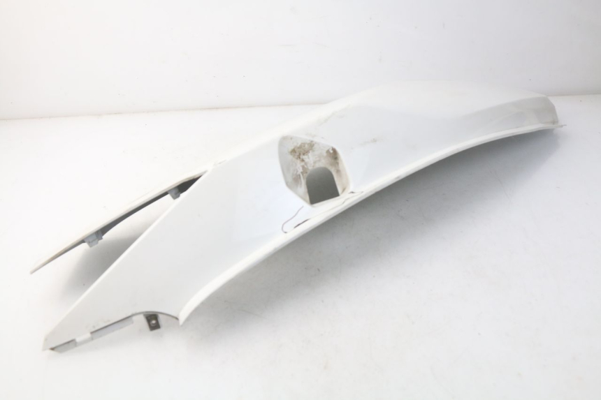 photo de VERKLEIDUNG HINTEN LINKS KYMCO DINK STREET 125 (2009 - 2014) - Details der Befestigungspunkte