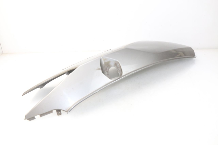 photo de VERKLEIDUNG HINTEN LINKS KYMCO DINK STREET 125 (2009 - 2014) - Details der Befestigungspunkte