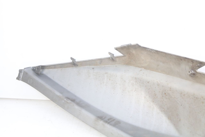 photo de LINKES HINTERES SEITENTEIL KYMCO DOWNTOWN ABS 125 (2015 - 2017) - Zoom auf Gebrauchszustand