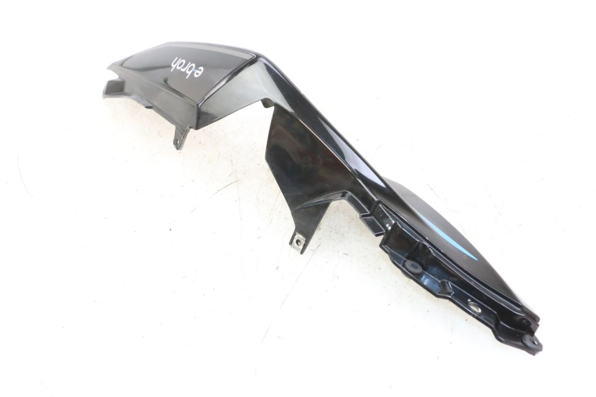 photo de VERKLEIDUNG HINTEN LINKS EBROH BRAVO GLE 1 (2020 - 2024) - Technische Nahaufnahme