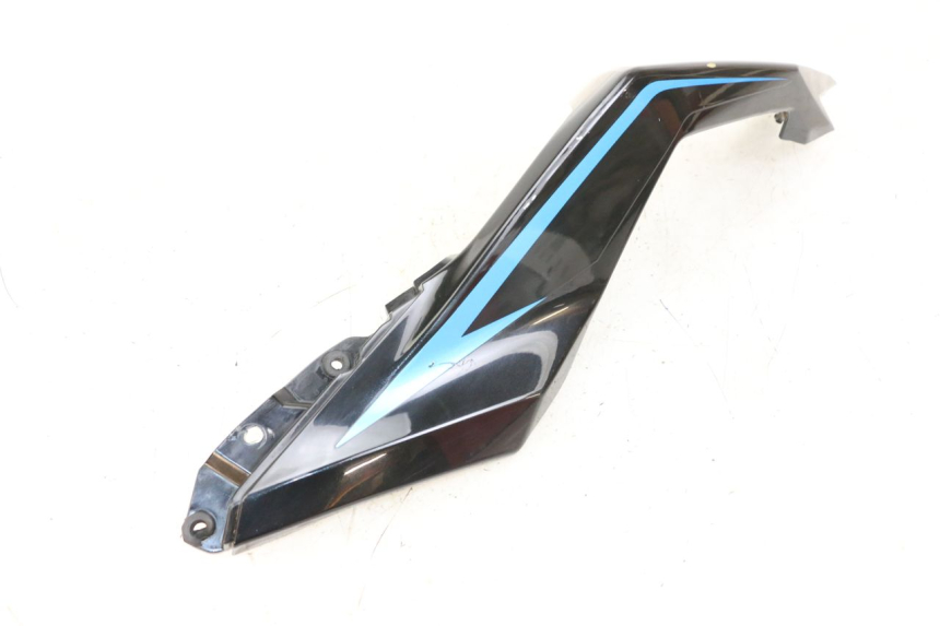 photo de VERKLEIDUNG HINTEN LINKS EBROH BRAVO GLE 1 (2020 - 2024) - Details der Befestigungspunkte