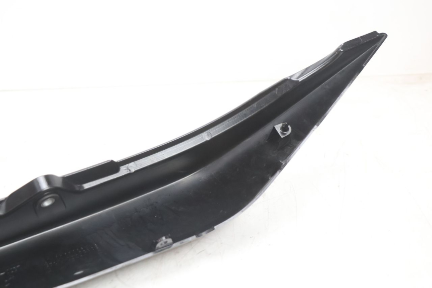 photo de VERKLEIDUNG HINTEN LINKS KAWASAKI ER-6 ER6 N 650 (2005 - 2009) - Charakteristische Merkmale