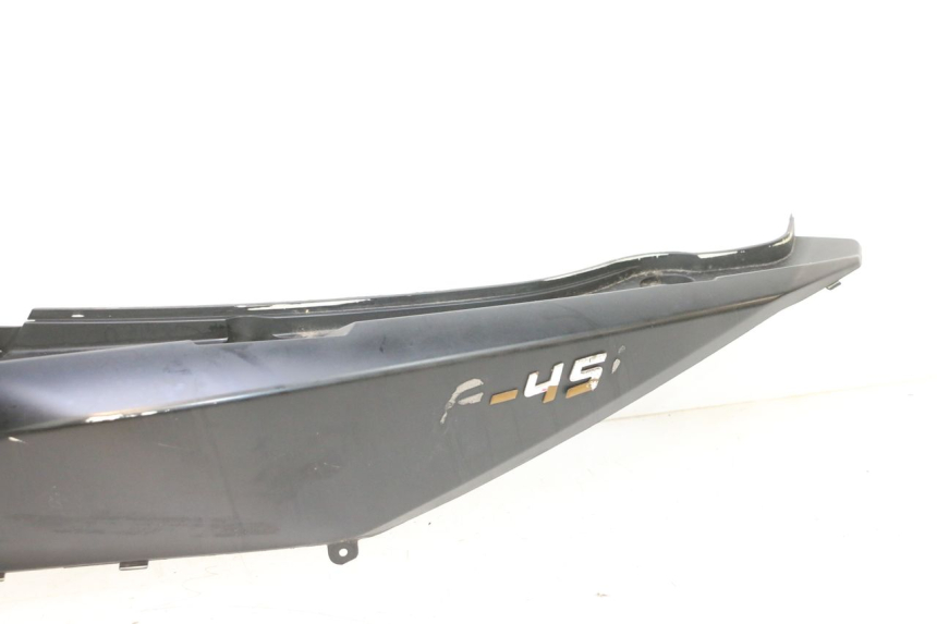 photo de VERKLEIDUNG HINTEN LINKS JM MOTORS F45i 4T 50 (2020 - 2023) - Zoom auf Gebrauchszustand