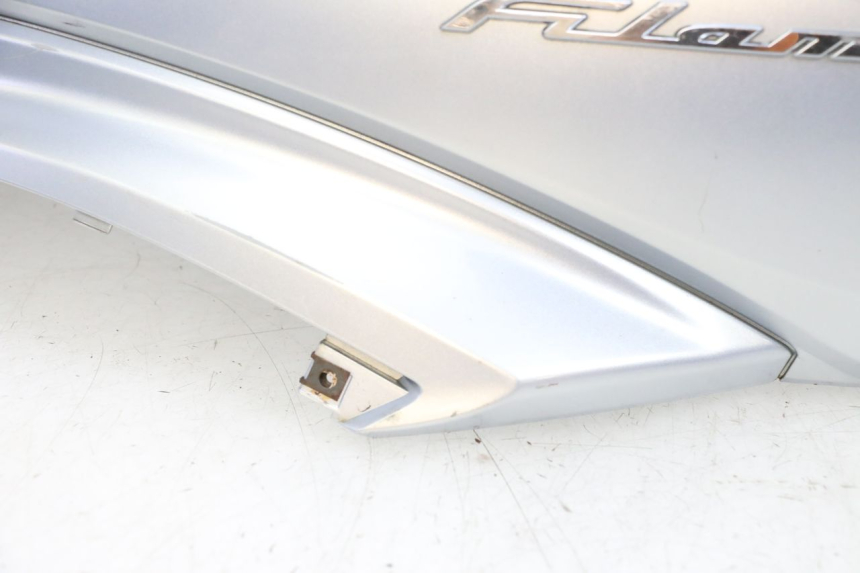 photo de VERKLEIDUNG HINTEN LINKS MBK FLAME X 125 (2007 - 2016) - Zoom auf Komponenten