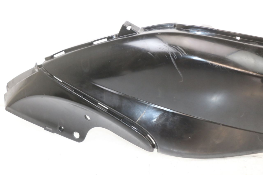photo de VERKLEIDUNG HINTEN LINKS PIAGGIO FLY 2T 50 (2004 - 2017) - Detailansicht des Bauteils