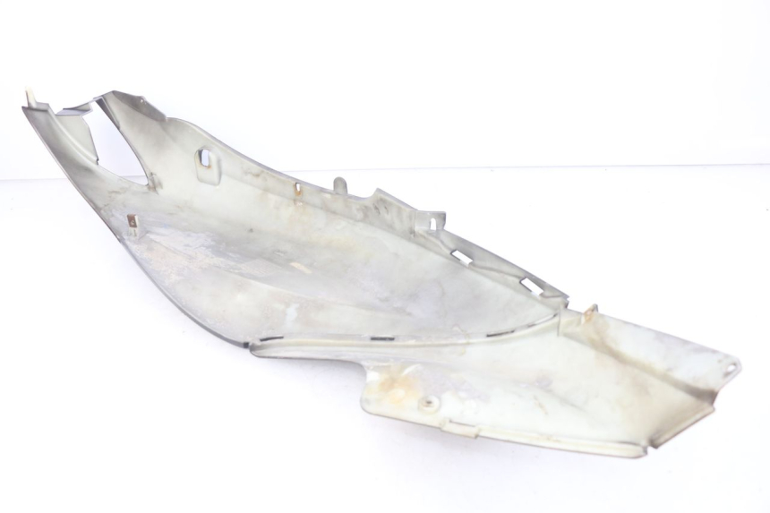 photo de VERKLEIDUNG HINTEN LINKS PIAGGIO FLY 125 (2005 - 2012) - Alternative Perspektive