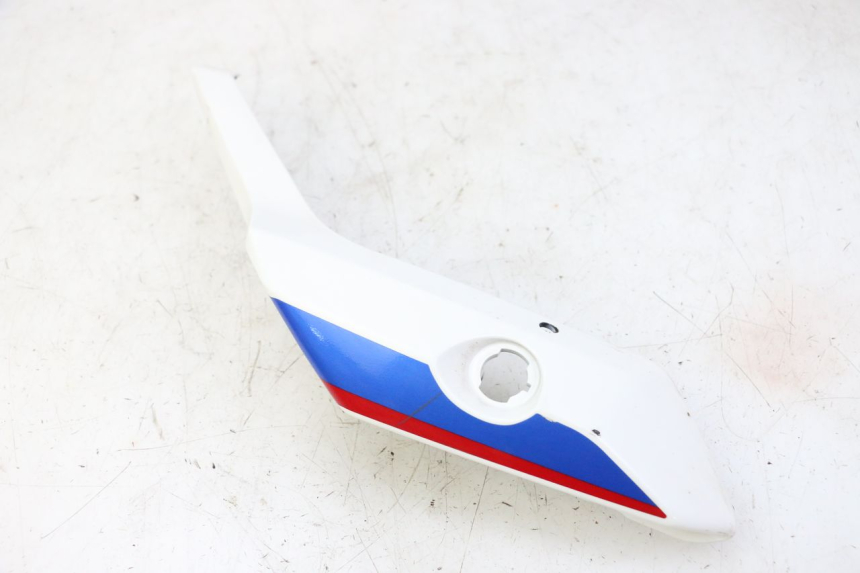 photo de VERKLEIDUNG HINTEN LINKS BMW G310 R 310 (2016 - 2020) - Details der Befestigungspunkte