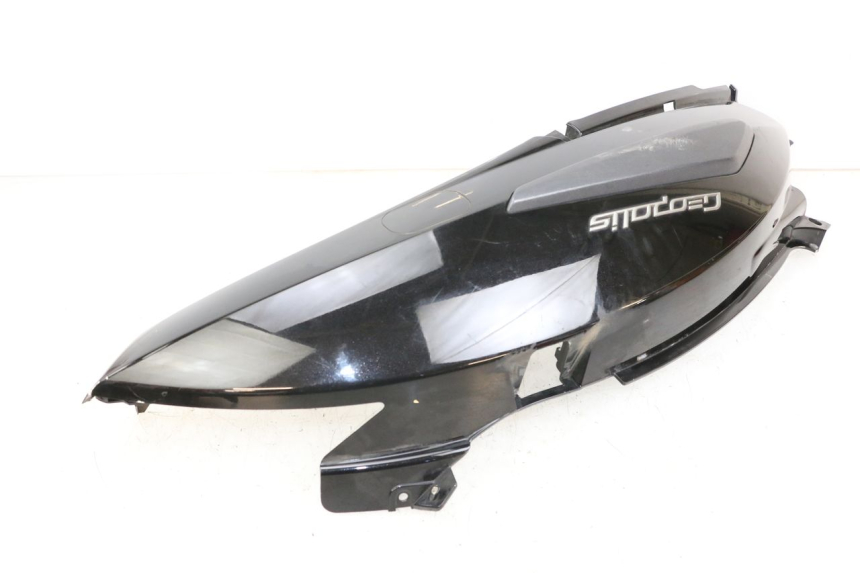 photo de VERKLEIDUNG HINTEN LINKS PEUGEOT GEOPOLIS RS 125 (2007 - 2009) - Oberflächenzustand und Material