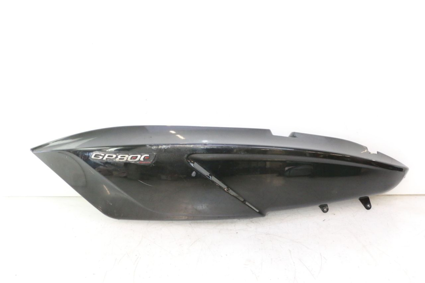 photo de VERKLEIDUNG HINTEN LINKS GILERA GP 800 (2007 - 2013) - Hauptansicht