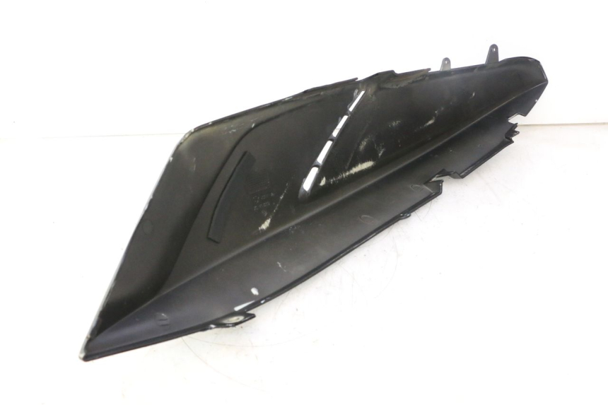 photo de VERKLEIDUNG HINTEN LINKS GILERA GP 800 (2007 - 2013) - Hochauflösende Nahaufnahme