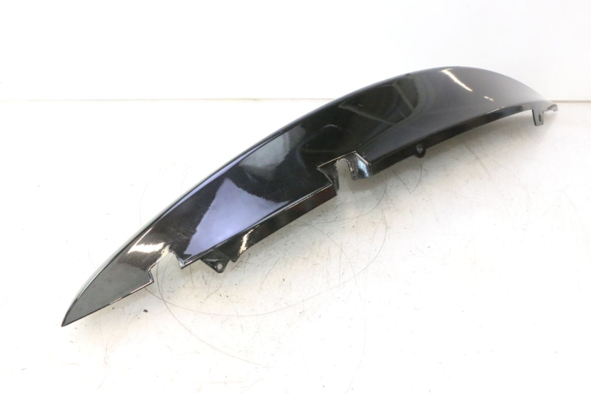 photo de VERKLEIDUNG HINTEN LINKS GILERA GP 800 (2007 - 2013) - Details der Befestigungspunkte