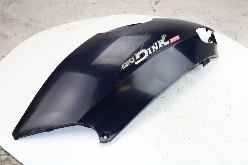 photo de VERKLEIDUNG HINTEN LINKS KYMCO GRAND DINK 125 (2008 - 2014) - Hauptansicht