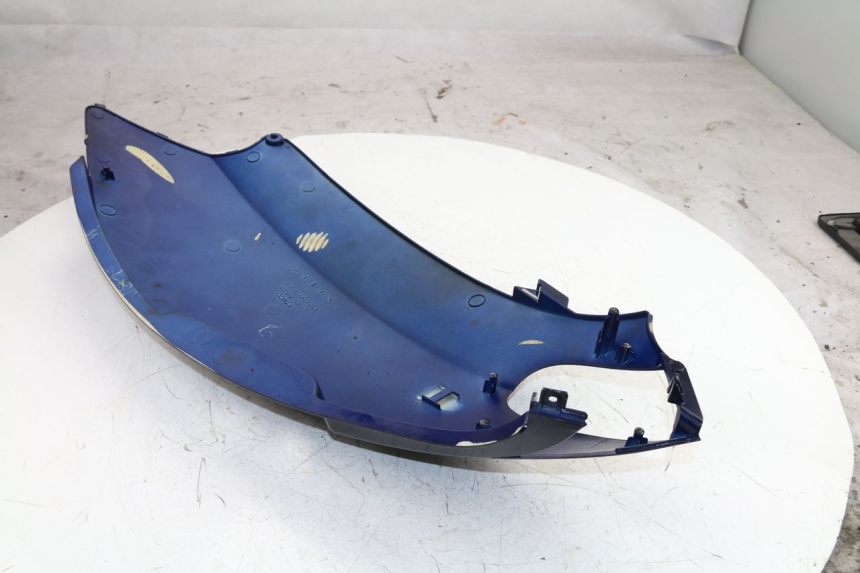photo de VERKLEIDUNG HINTEN LINKS KYMCO GRAND DINK 125 (2008 - 2014) - Details der Befestigungspunkte